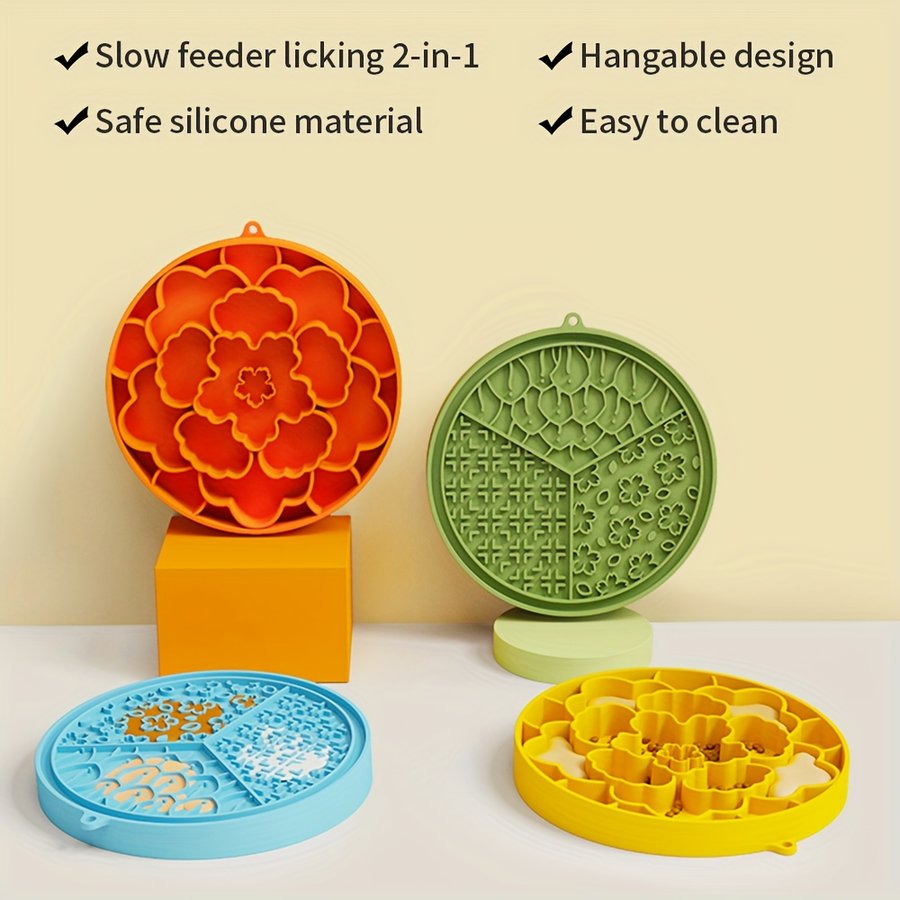 Large Dog Durable Flower Texture Lick Mat